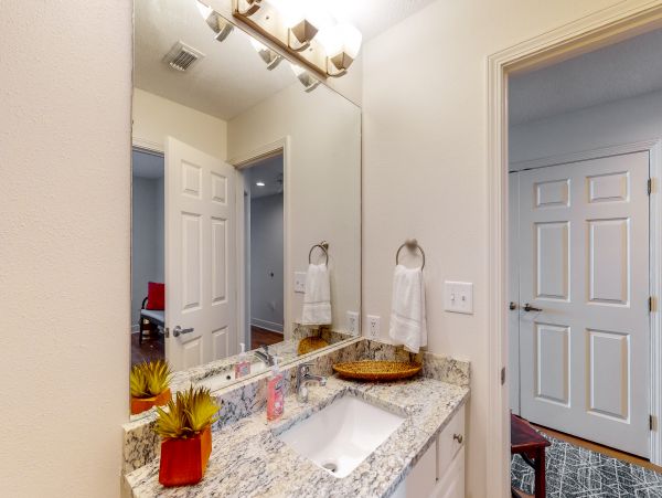 Alabama Beach Areas Home 1013844