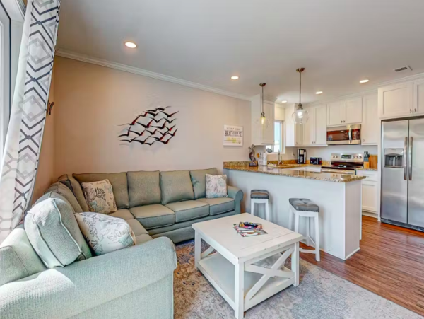 Charming Beachside Getaway in Gulf Shores - 4-Bedroom/2-Bathroom Duplex