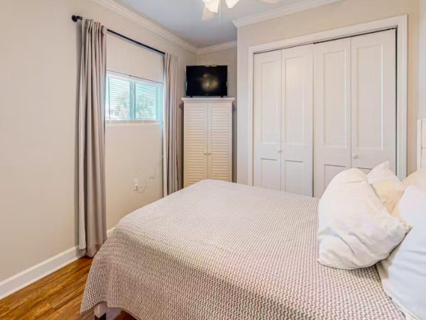 Charming Beachside Getaway in Gulf Shores - 4-Bedroom/2-Bathroom Duplex