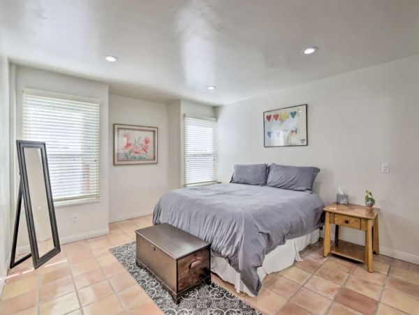 San Diego Beach Communities North Home 1013965