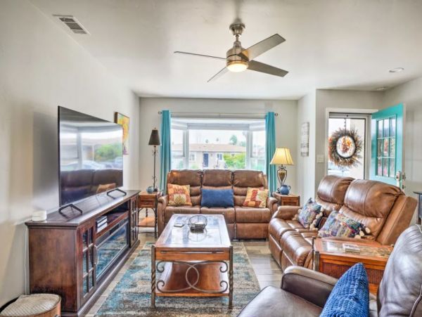 San Diego Beach Communities North Home 1013968