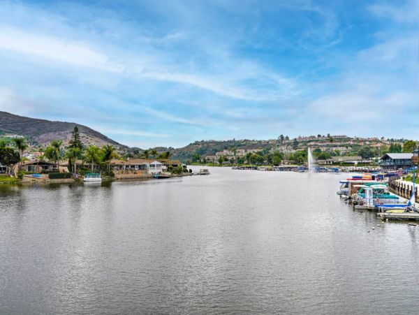 San Diego Beach Communities North Home 1013968