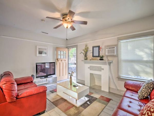 San Diego Beach Communities North Home 1013974