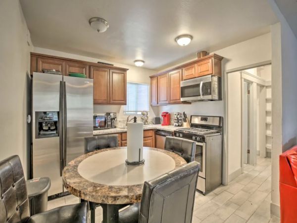 San Diego Beach Communities North Home 1013974