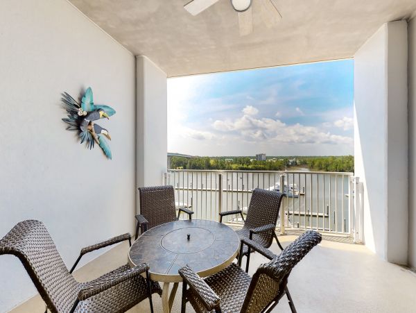 Orange Beach Vacation Condo One Bedroom Sleeps Six Guests