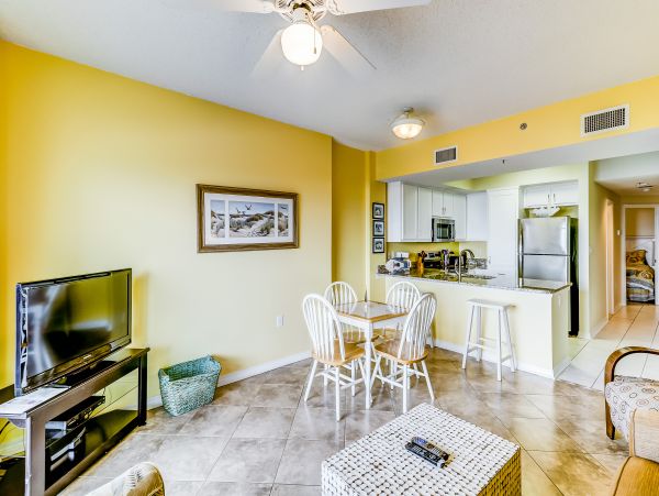 Charming Vacation Condo in Orange Beach Sleeps 6