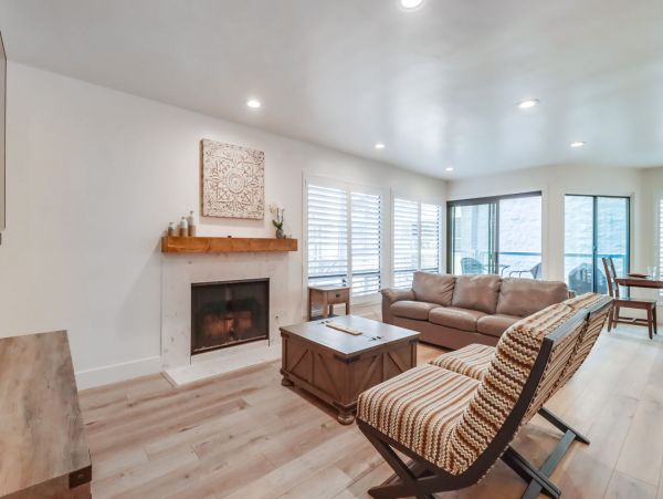 Amazing Bay Condo