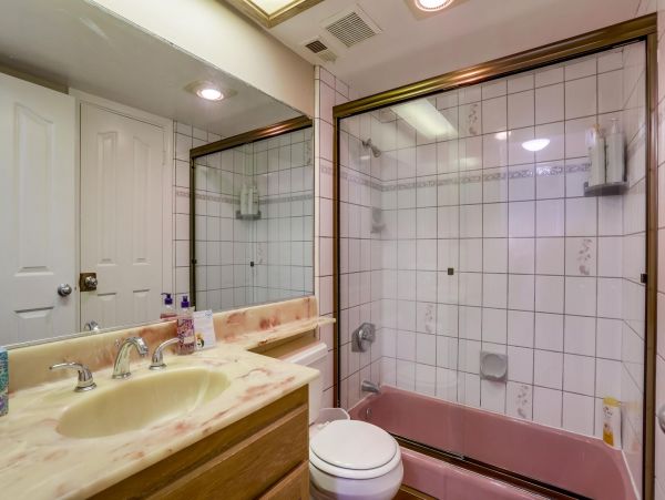 Two Bedroom / Two bathroom home in Mission Beach