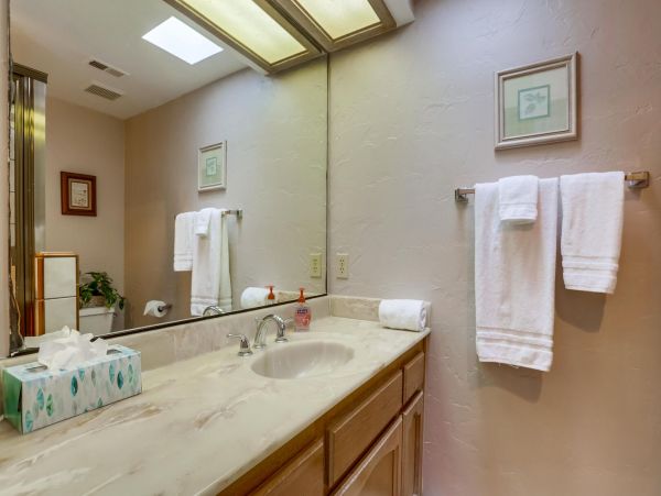 Two Bedroom / Two bathroom home in Mission Beach