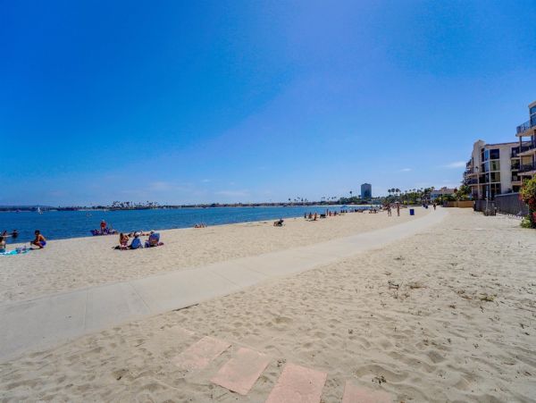 Bay Front 3 Bedroom Ground Floor Condo