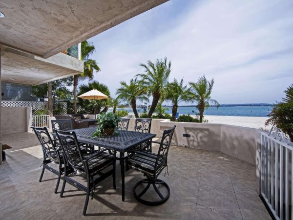 Bay Front 3 Bedroom Ground Floor Condo