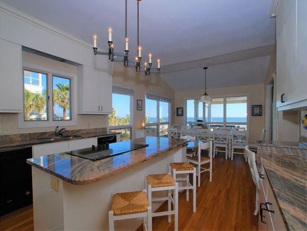 7 Bedroom Home Oceanfront with Large Screen Porch