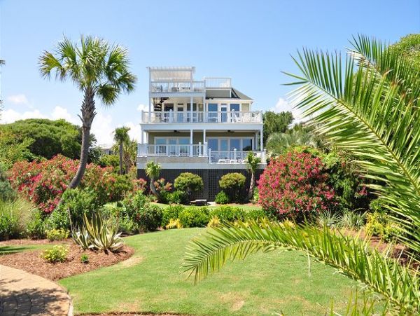 Ocean Front 6 Bedroom Home with Pool & Panoramic View Deck