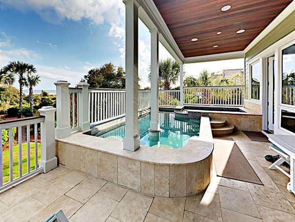 Ocean Front 6 Bedroom Home with Pool & Panoramic View Deck