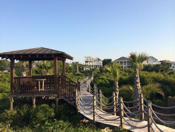 Ocean Front 6 Bedroom Home with Pool & Panoramic View Deck