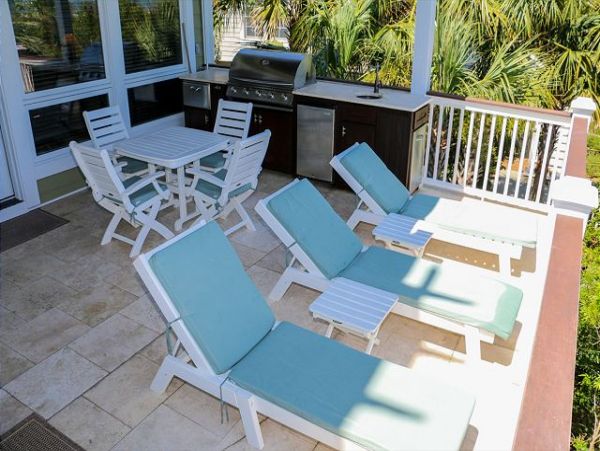 Ocean Front 6 Bedroom Home with Pool & Panoramic View Deck
