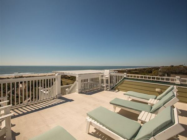 Ocean Front 6 Bedroom Home with Pool & Panoramic View Deck