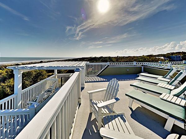 Ocean Front 6 Bedroom Home with Pool & Panoramic View Deck