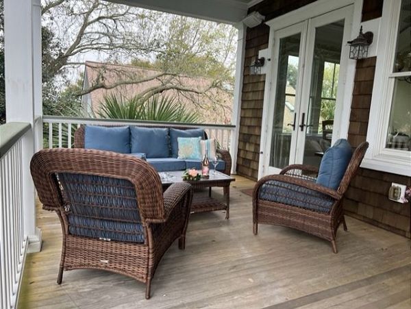 Isle of Palms 6 Bedroom Home with Pool & Walk to Beach
