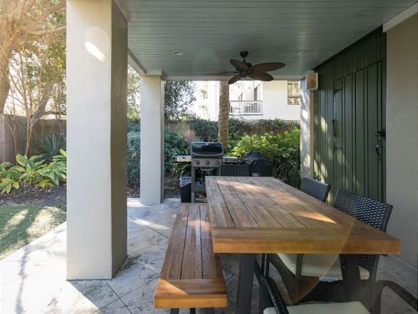 Isle of Palms 6 Bedroom Home with Pool & Walk to Beach