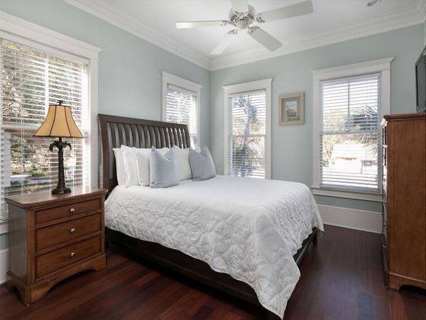 Isle of Palms 6 Bedroom Home with Pool & Walk to Beach