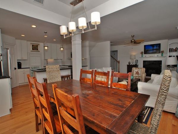 On Beach Isle of Palms Vacation Home Six Bedroom