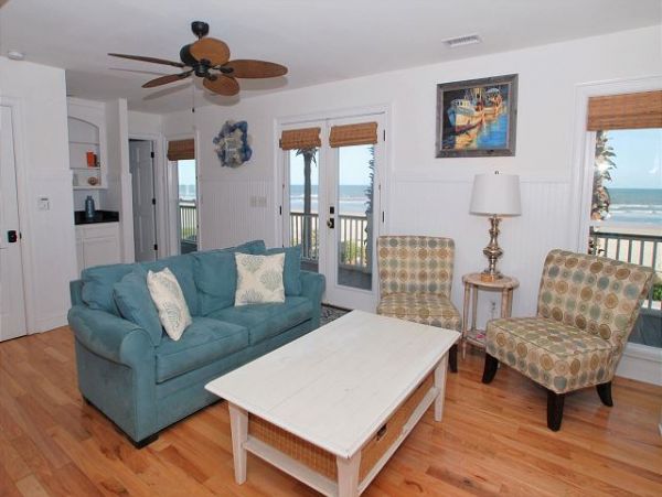 On Beach Isle of Palms Vacation Home Six Bedroom