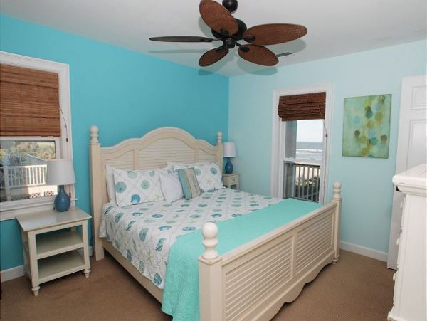 On Beach Isle of Palms Vacation Home Six Bedroom