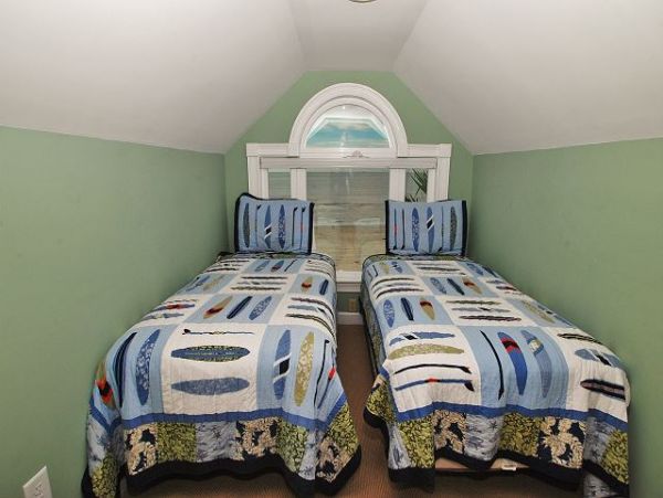 On Beach Isle of Palms Vacation Home Six Bedroom