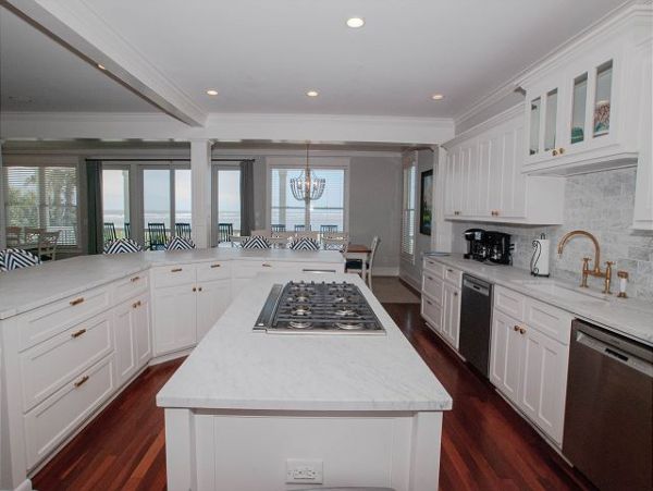 Isle Of Palms Home 1014429