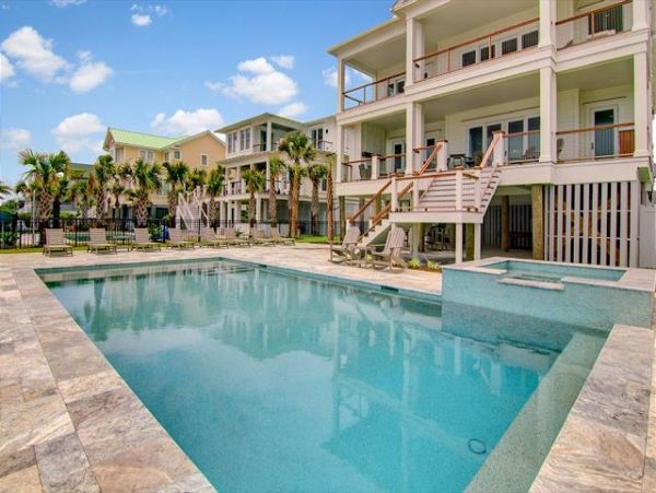 Isle Of Palms Home 1014432