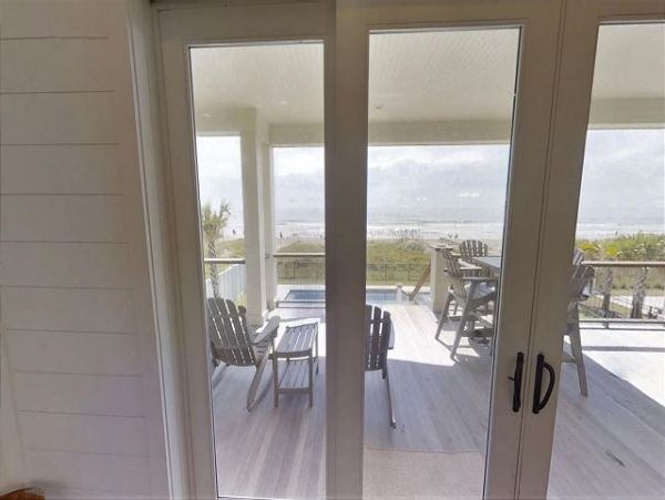 Isle Of Palms Home 1014432