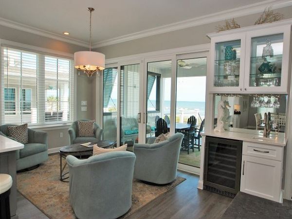 Ocean Front 7 Bedroom Home with Private Pool & Spa