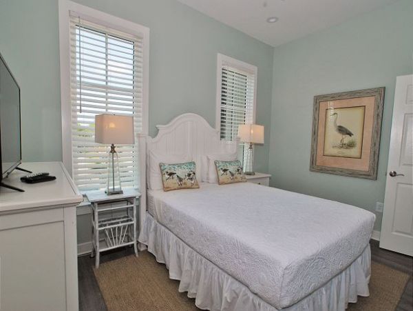 Ocean Front 7 Bedroom Home with Private Pool & Spa