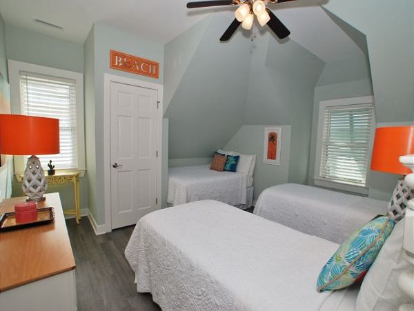 Ocean Front 7 Bedroom Home with Private Pool & Spa