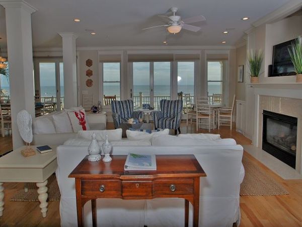 Isle of Palms 8 Bedroom Home Located on Beach
