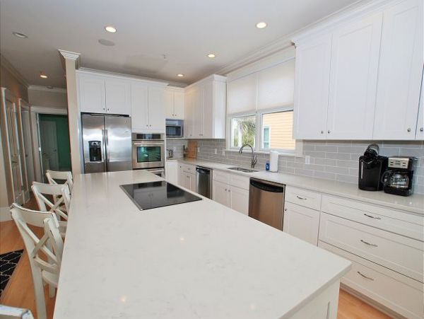 Isle of Palms 8 Bedroom Home Located on Beach