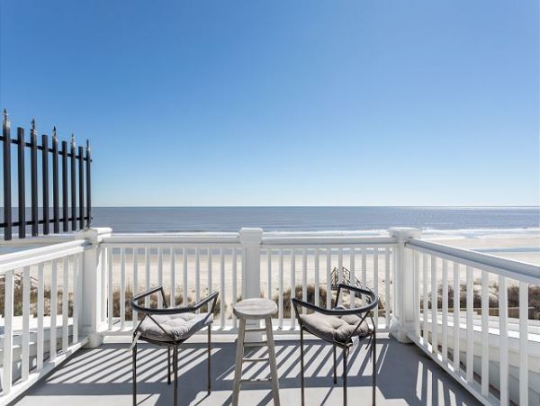 Oceanfront Isle of Palms Vacation Home Sleeps 28 Guests