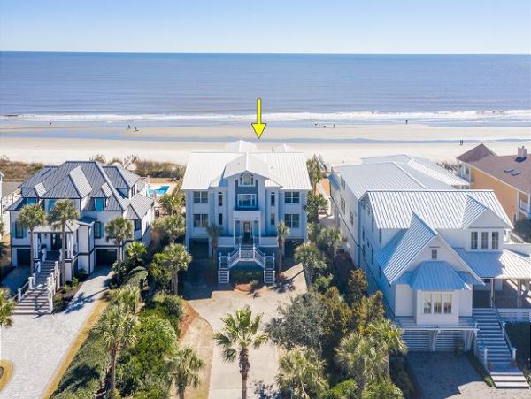 Oceanfront Isle of Palms Vacation Home Sleeps 28 Guests