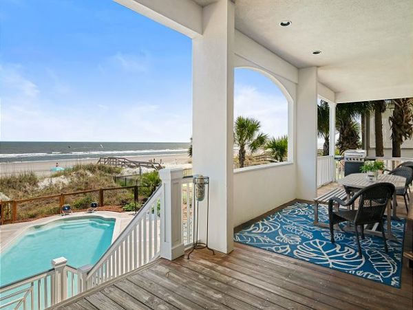 Oceanfront Isle of Palms Vacation Home Sleeps 28 Guests