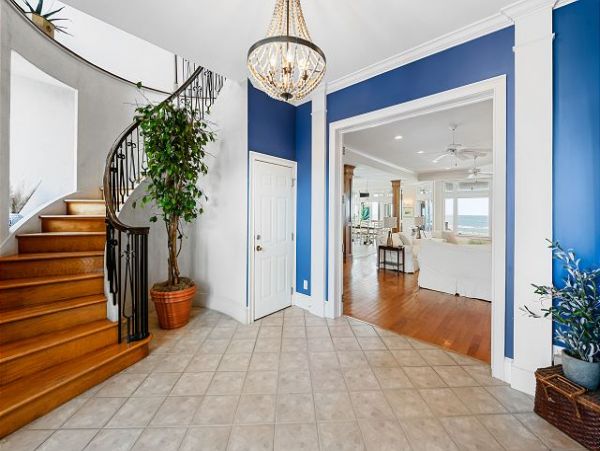 Oceanfront Isle of Palms Vacation Home Sleeps 28 Guests