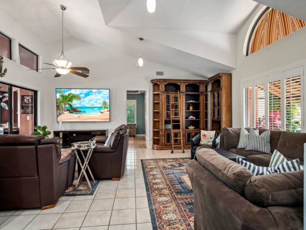 Marco Island Home 1014469