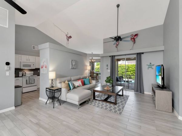 Beach House on Marco Island Sleeps 6 Guests