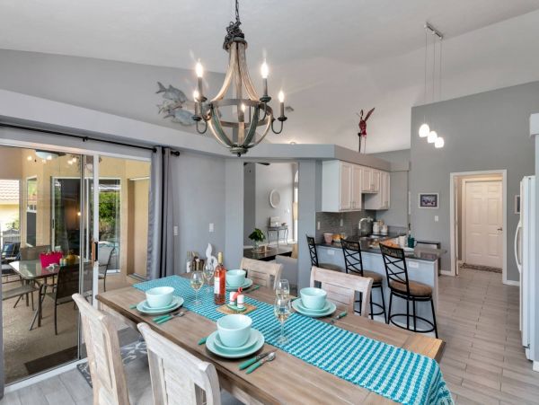 Beach House on Marco Island Sleeps 6 Guests