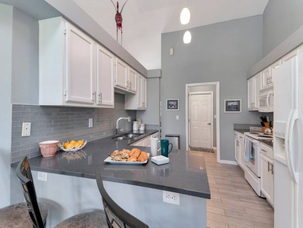 Beach House on Marco Island Sleeps 6 Guests