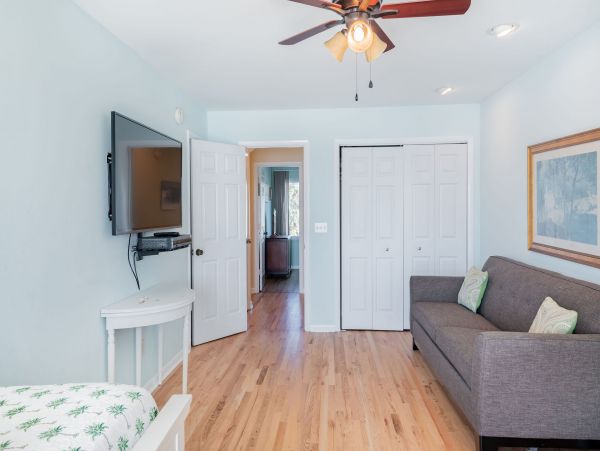 Folly Beach Home 1014492