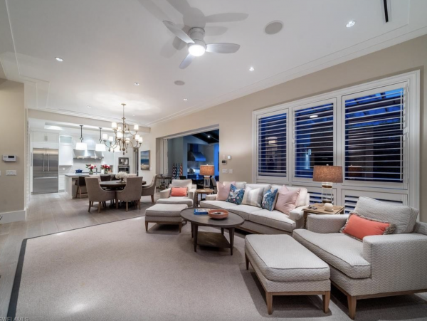 Luxury 3 Bedroom Walk to Beach Rental Home in Naples