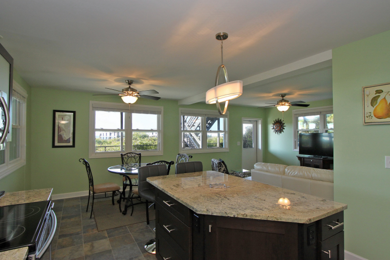 Folly Beach Condo 1014500