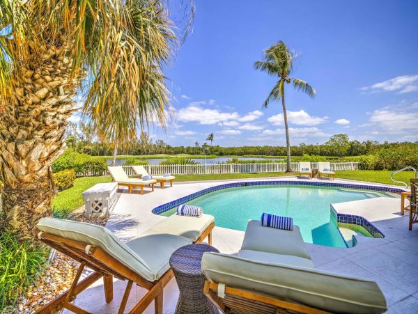 Beautiful & Spacious 4 Bedroom Home with Pool in Sanibel