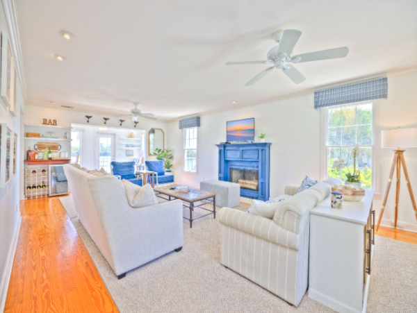 Beautiful & Spacious 4 Bedroom Home with Pool in Sanibel